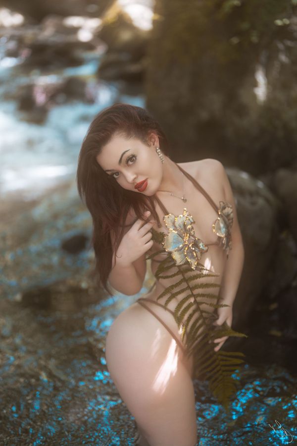 Angy — foto 6 di 14 — fotografia glamour di MD Photo