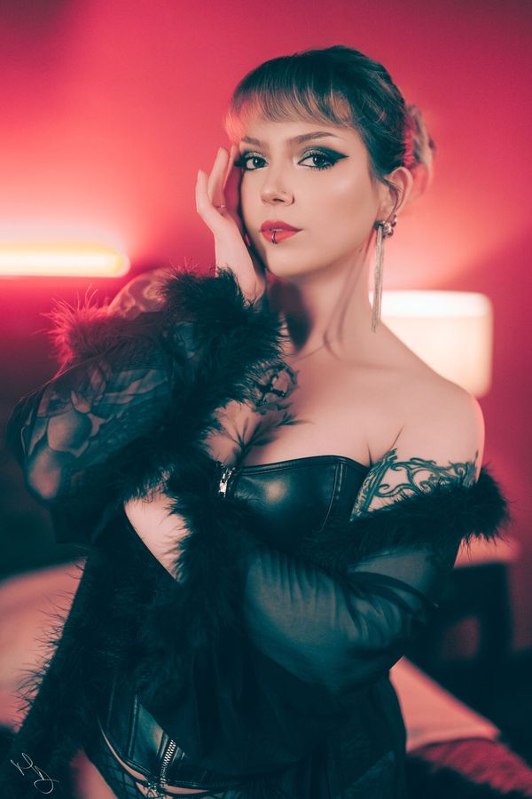Obey Me — foto 5 di 15 — fotografia glamour di MD Photo con Pairin