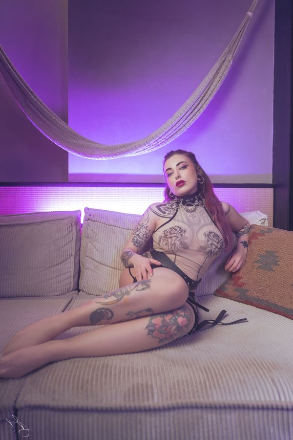 Purple Night — foto 5 di 10 — fotografia glamour di MD Photo