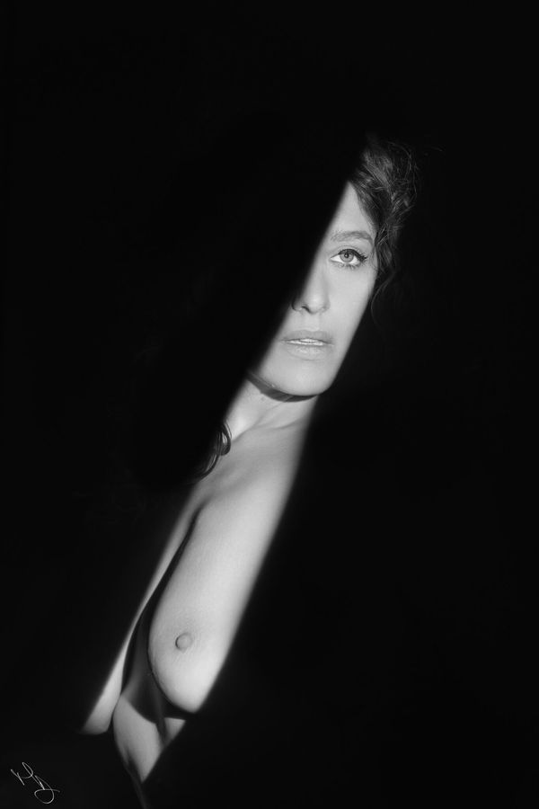 Symphony Of Shadows — foto 4 di 9 — fotografia glamour di MD Photo con Zhora