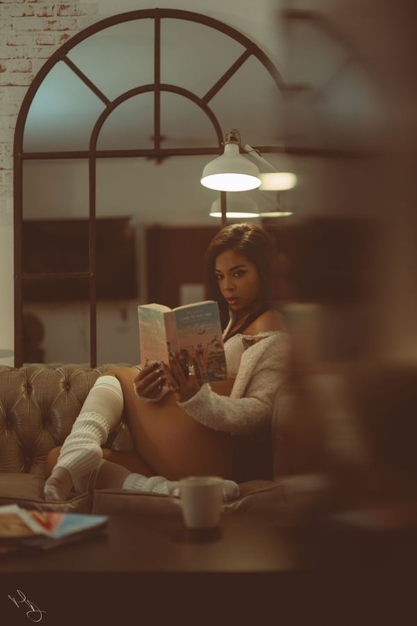 A Cozy Winter Afternoon — foto 2 di 11 — fotografia glamour di MD Photo con Lady Naomi